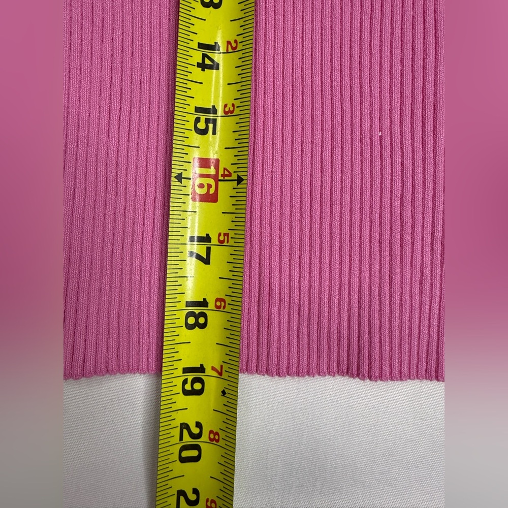 Colorblock Scalloped Ribbed Tank Top - Picture 10 of 12